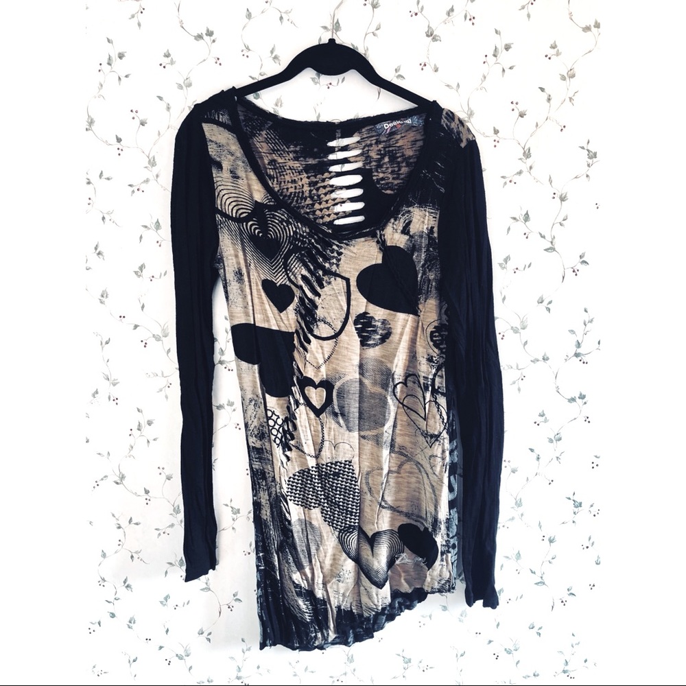 Desigual Long Sleeve Cut-Out Top Medium Heart Pattern Brown Black Rough Hem